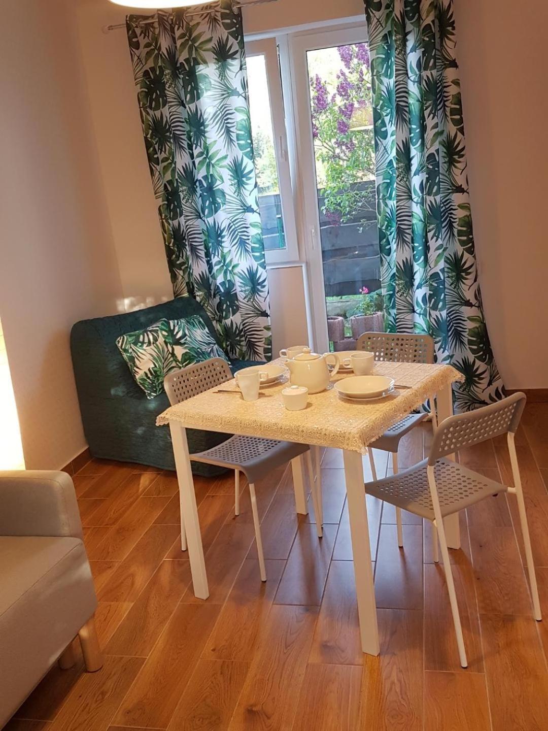 Pokoje Goscinne - Apartamenty Mati Kopalino Extérieur photo