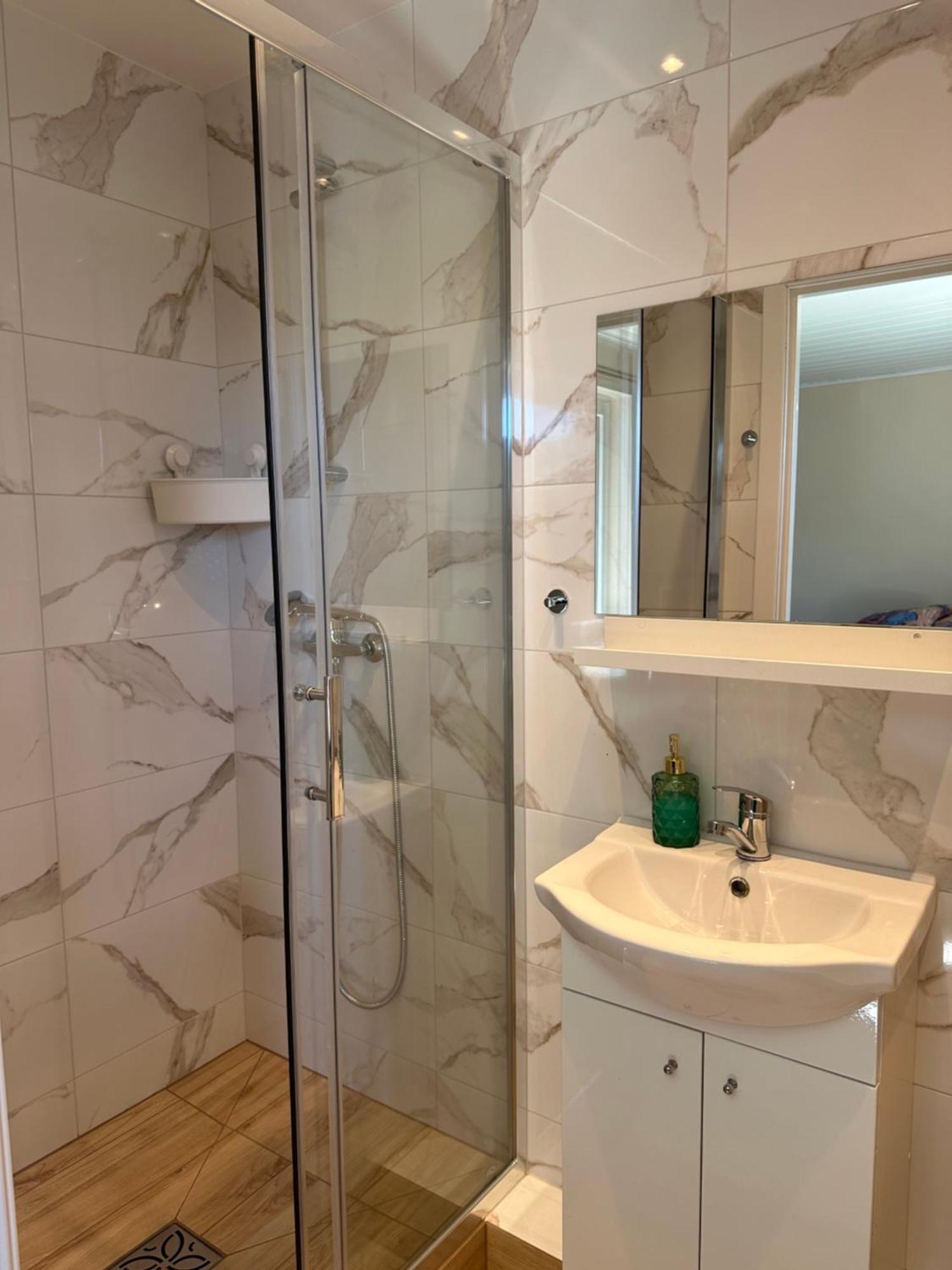 Pokoje Goscinne - Apartamenty Mati Kopalino Extérieur photo