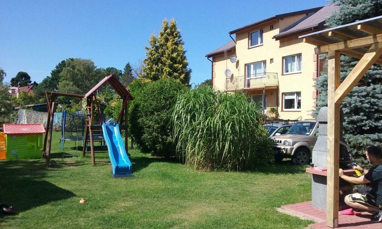 Pokoje Goscinne - Apartamenty Mati Kopalino Extérieur photo